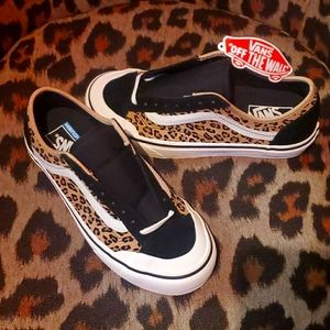 Brand new Vans Old Skool Ultracush leopard shoes